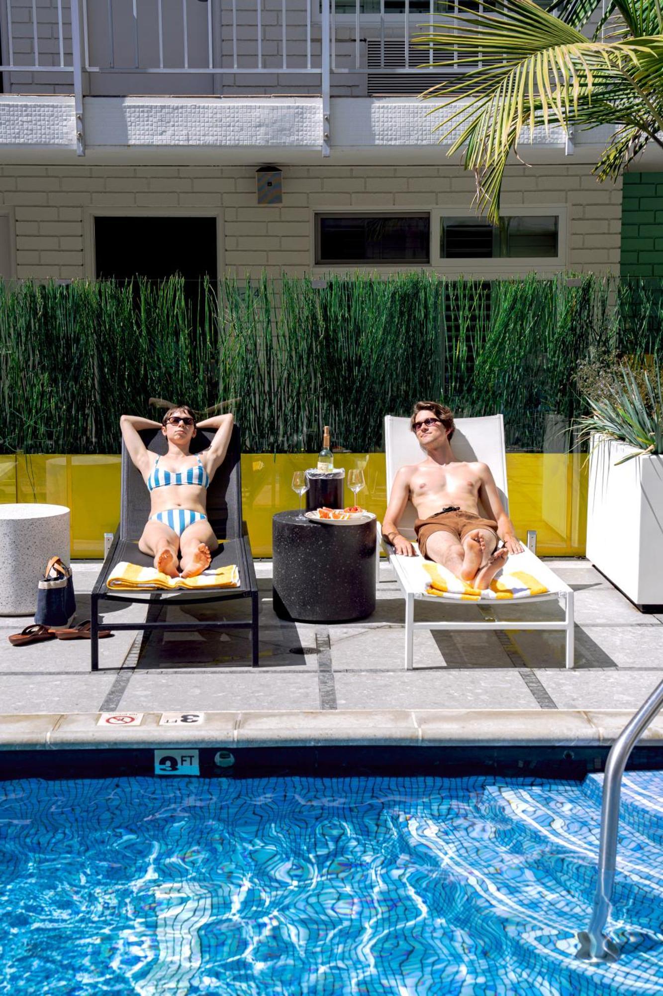 Hotel The Hollywood Franklin Near Universal Los Angeles